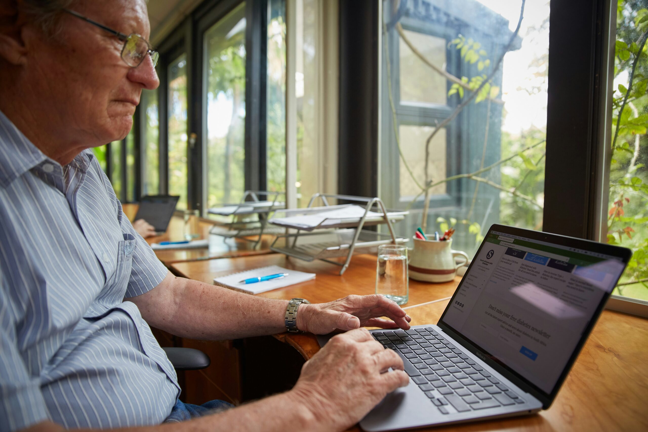 Remote Jobs for Seniors: Earn Money Online
